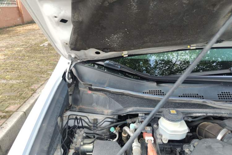 Used Honda Elysion 2019 2.0L Hybrid Comfort Edition Engine Bay Right