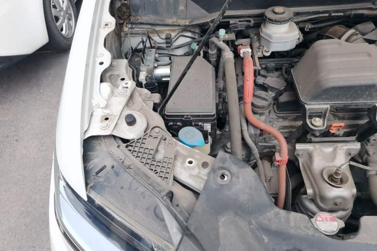 Used Honda Elysion 2019 2.0L Hybrid Luxury Edition Engine Bay Right