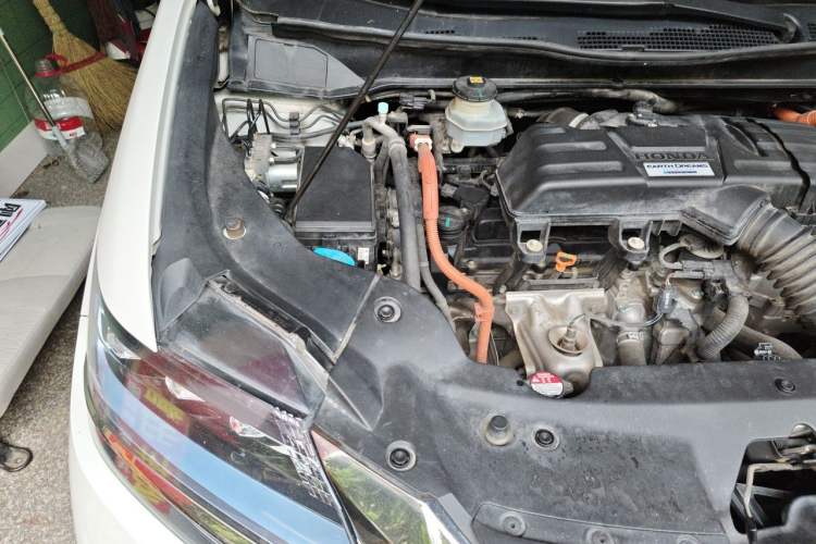 Used Honda Elysion 2019 2.0L Hybrid Luxury Edition Engine Bay Right