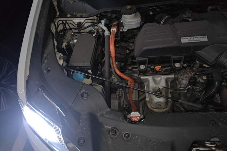 Used Honda Elysion 2019 2.0L Hybrid Luxury Edition Engine Bay Right