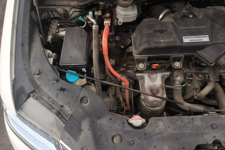 Used Honda Elysion 2019 2.0L Hybrid Luxury Edition Engine Bay Right