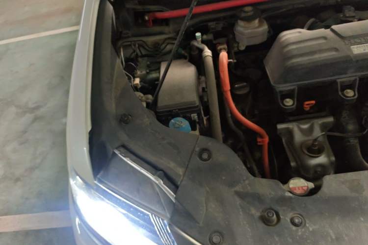 Used Honda Elysion 2019 2.0L Hybrid Supreme Edition Engine Bay Right