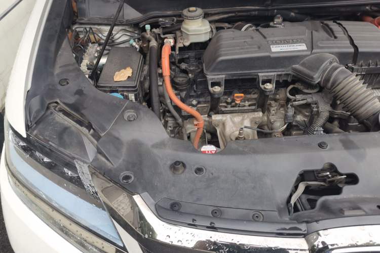Used Honda Elysion 2019 2.0L Hybrid Luxury Edition Engine Bay Right