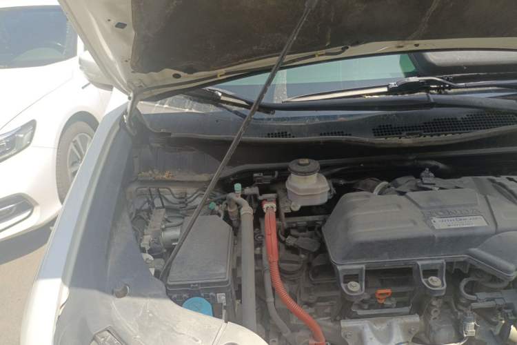 Used Honda Elysion 2019 2.0L Hybrid Supreme Edition Engine Bay Right