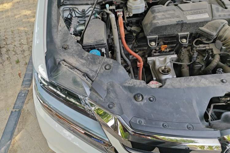 Used Honda Elysion 2019 2.0L Hybrid Luxury Edition Engine Bay Right