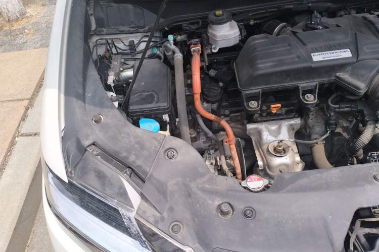 Used Honda Elysion 2019 2.0L Hybrid Luxury Edition Engine Bay Right