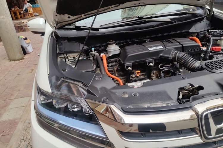 Used Honda Elysion 2019 2.0L Hybrid Luxury Edition Engine Bay Right