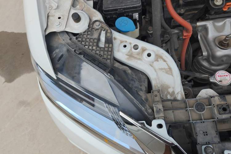Used Honda Elysion 2019 2.0L Hybrid Luxury Edition Engine Bay Right