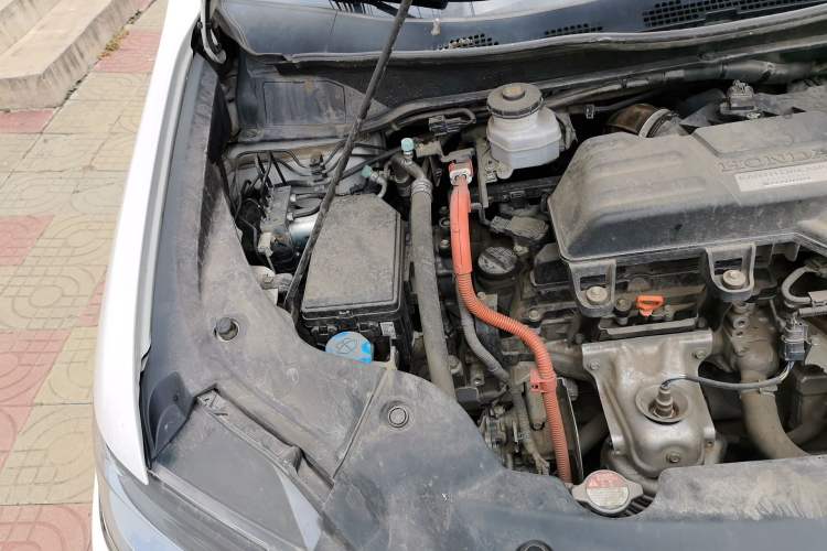 Used Honda Elysion 2019 2.0L Hybrid Luxury Edition Engine Bay Right