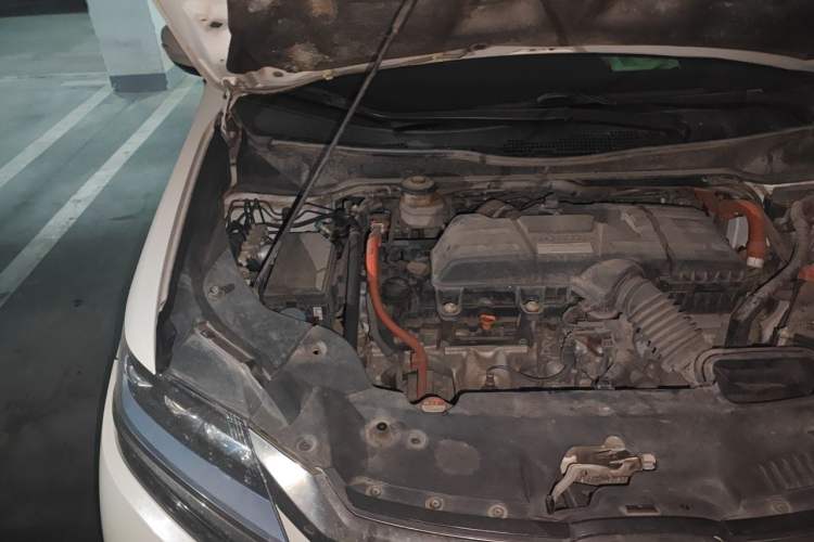 Used Honda Elysion 2019 2.0L Hybrid Luxury Edition Engine Bay Right