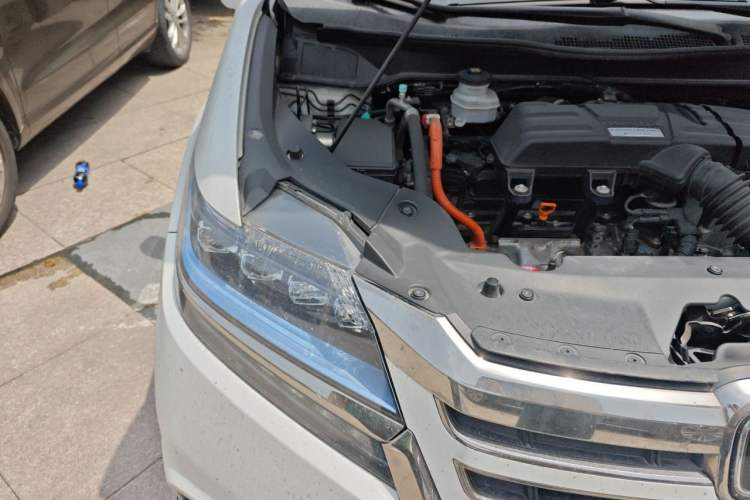 Used Honda Elysion 2019 2.0L Hybrid Luxury Edition Engine Bay Right