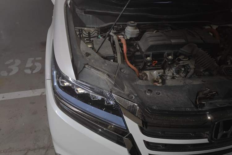 Used Honda Elysion 2019 2.0L Hybrid Luxury Edition Engine Bay Right