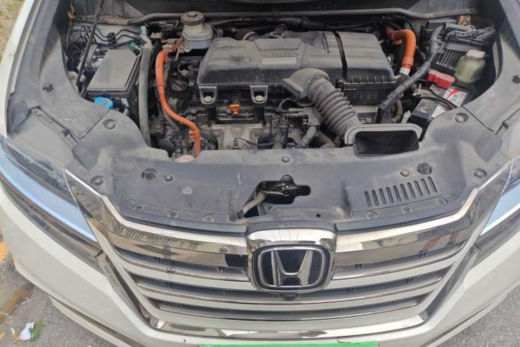Used Honda Elysion 2019 2.0L Hybrid Supreme Edition Engine Bay