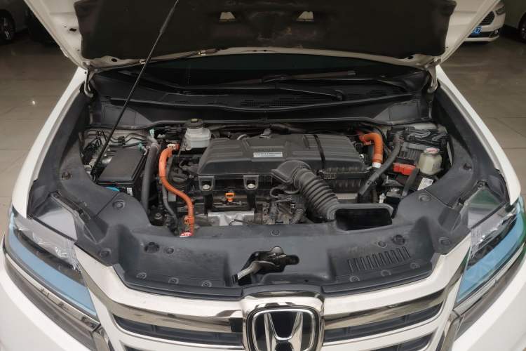 Used Honda Elysion 2019 2.0L Hybrid Luxury Edition Engine Bay