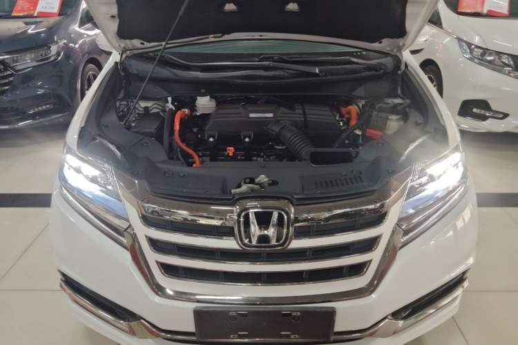 Used Honda Elysion 2019 2.0L Hybrid Luxury Edition Engine Bay