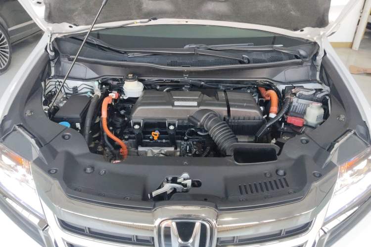 Used Honda Elysion 2019 2.0L Hybrid Luxury Edition Engine Bay