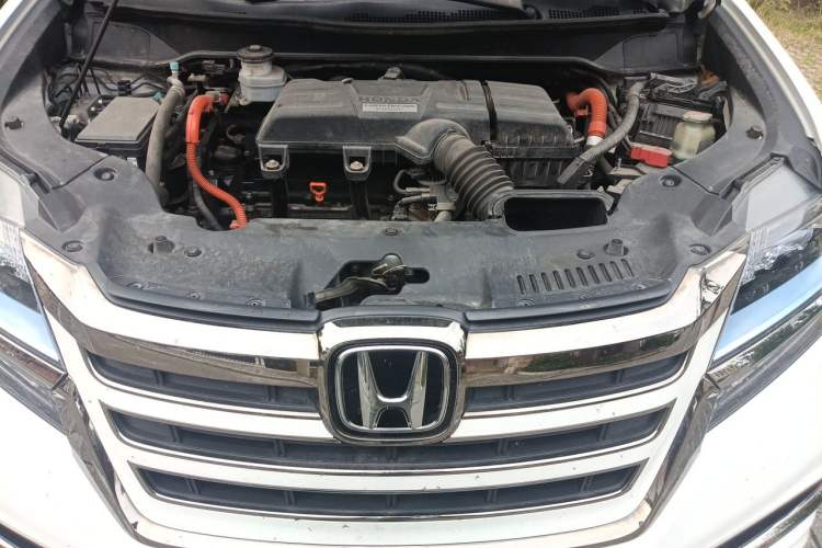 Used Honda Elysion 2019 2.0L Hybrid Luxury Edition Engine Bay