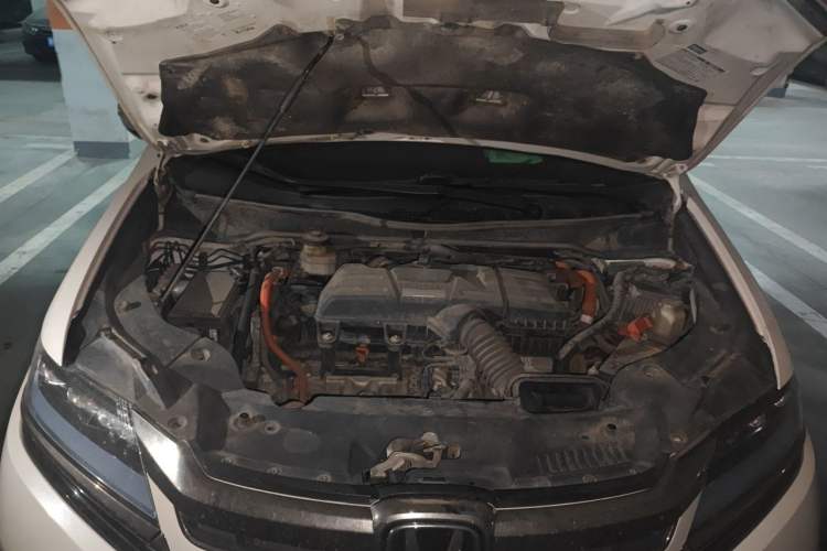 Used Honda Elysion 2019 2.0L Hybrid Luxury Edition Engine Bay