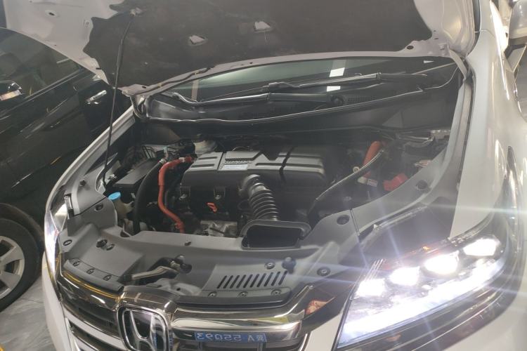 Used Honda Elysion 2019 2.0L Hybrid Luxury Edition Engine Bay