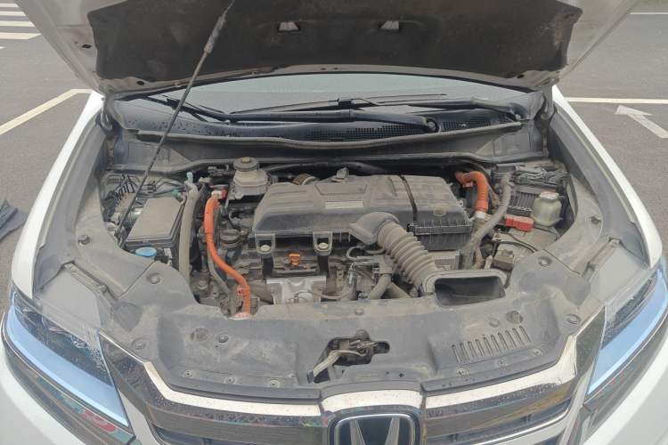 Used Honda Elysion 2019 2.0L Hybrid Luxury Edition Engine Bay