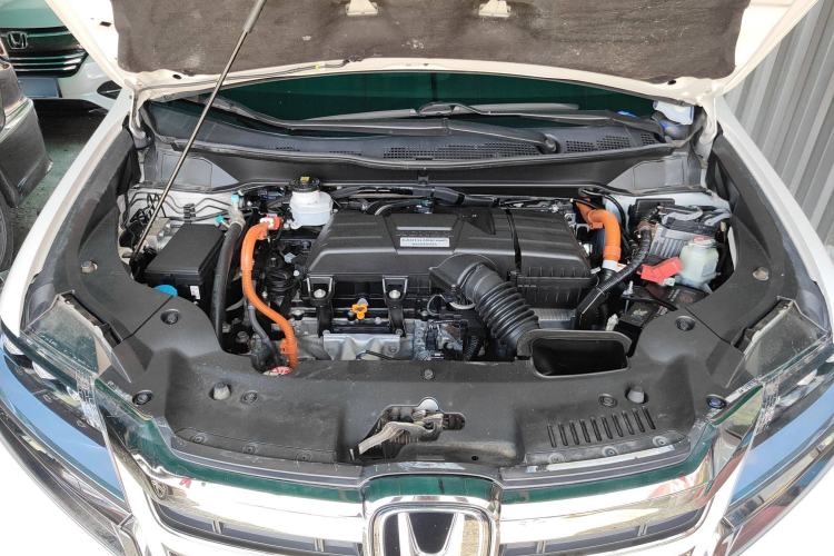 Used Honda Elysion 2019 2.0L Hybrid Luxury Edition Engine Bay