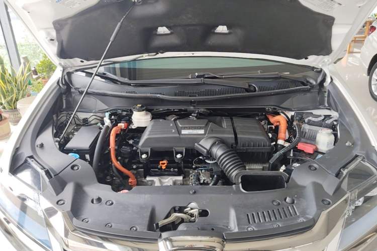 Used Honda Elysion 2019 2.0L Hybrid Luxury Edition Engine Bay
