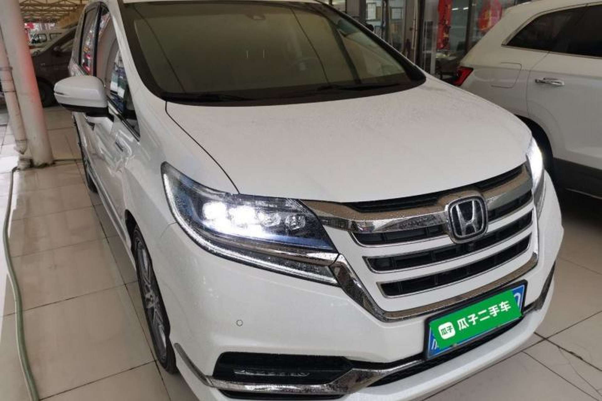 Used Honda Elysion 2019 2.0L Hybrid Supreme Edition Exterior 1