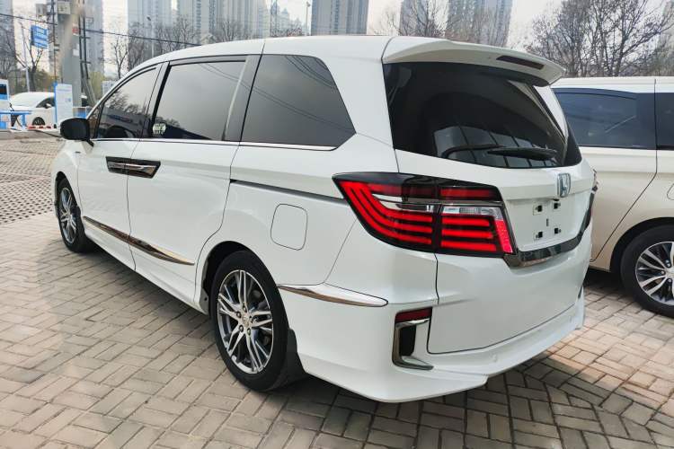 Used Honda Elysion 2019 2.0L Hybrid Luxury Edition Exterior 2