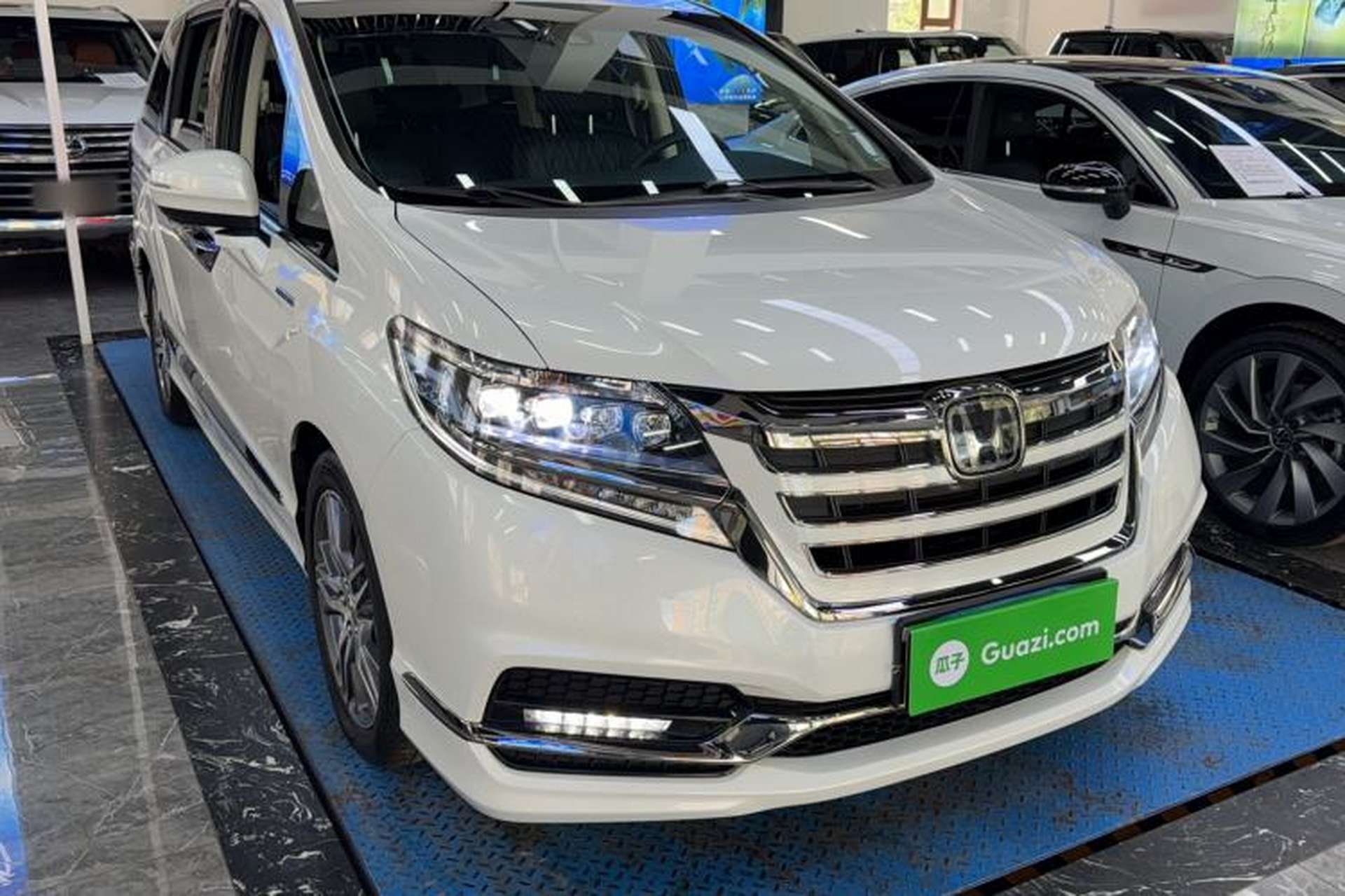 Used Honda Elysion 2019 2.0L Hybrid Supreme Edition Exterior 2