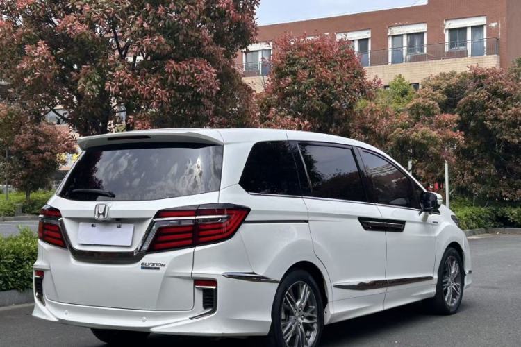 Used Honda Elysion 2019 2.0L Hybrid Luxury Edition Exterior 2