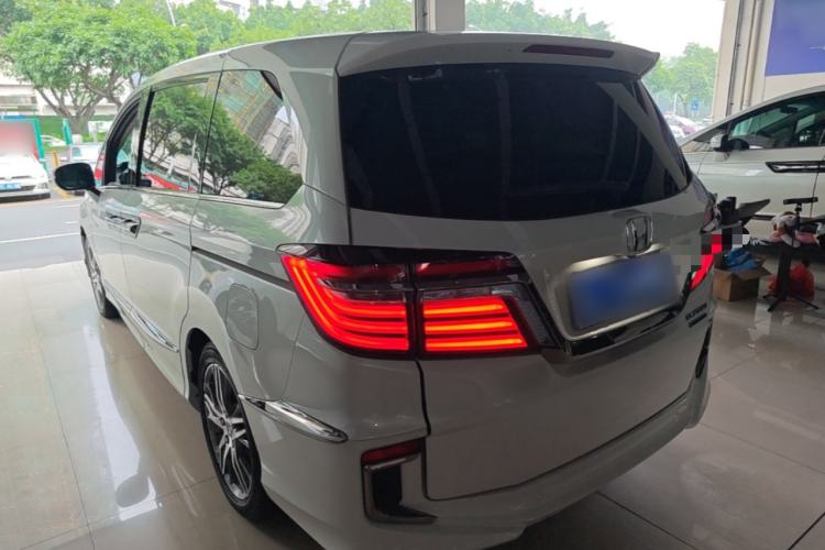Used Honda Elysion 2019 2.0L Hybrid Luxury Edition Exterior 2