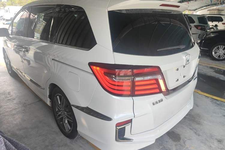 Used Honda Elysion 2019 2.0L Hybrid Luxury Edition Exterior 2