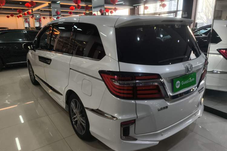 Used Honda Elysion 2019 2.0L Hybrid Luxury Edition Exterior 3