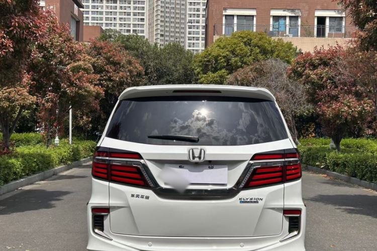 Used Honda Elysion 2019 2.0L Hybrid Luxury Edition Exterior 3