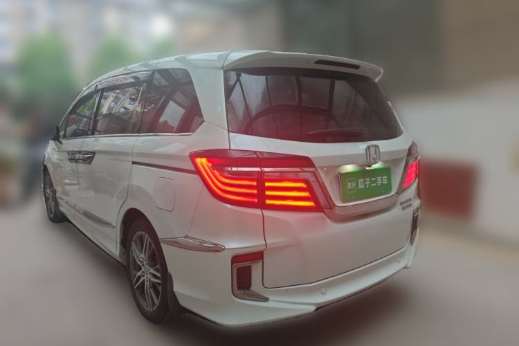 Used Honda Elysion 2019 2.0L Hybrid Luxury Edition Exterior 3