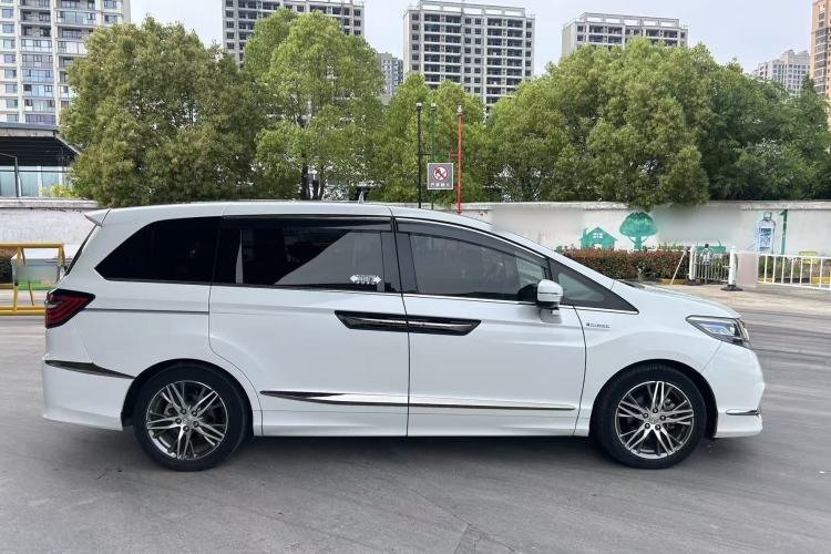 Used Honda Elysion 2019 2.0L Hybrid Luxury Edition Exterior 3