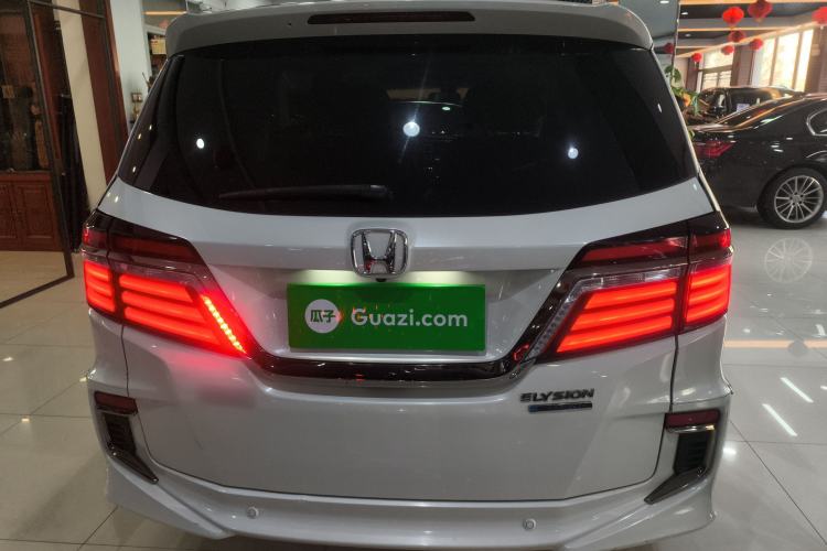 Used Honda Elysion 2019 2.0L Hybrid Luxury Edition Exterior 4