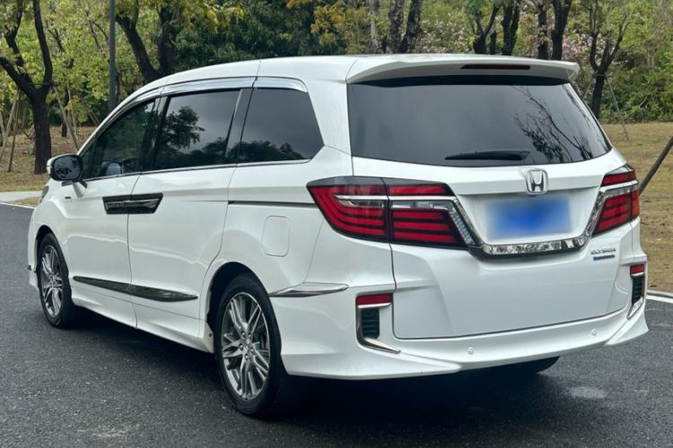 Used Honda Elysion 2019 2.0L Hybrid Supreme Edition Exterior 4