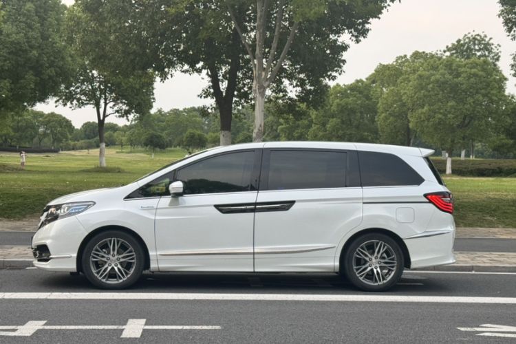 Used Honda Elysion 2019 2.0L Hybrid Luxury Edition Exterior 4