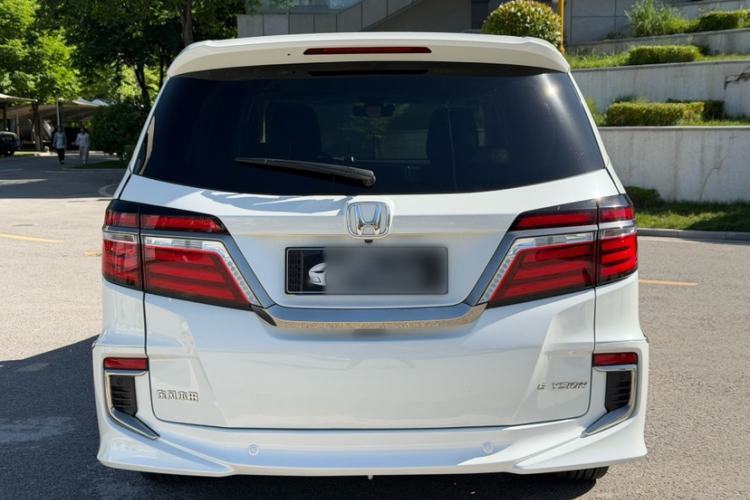 Used Honda Elysion 2019 2.0L Hybrid Comfort Edition Exterior 5