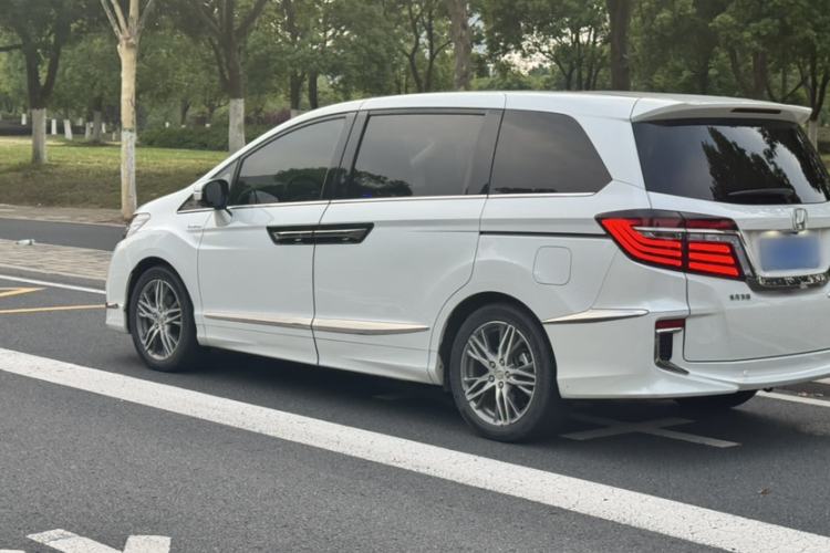 Used Honda Elysion 2019 2.0L Hybrid Luxury Edition Exterior 5