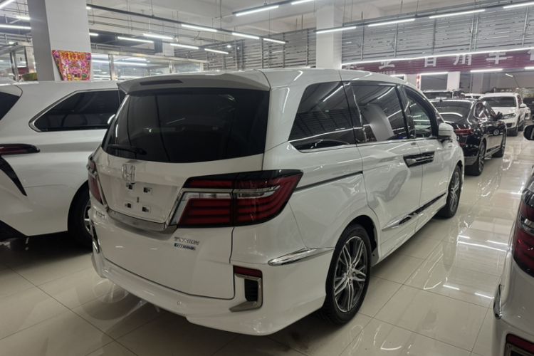 Used Honda Elysion 2019 2.0L Hybrid Luxury Edition Exterior 5