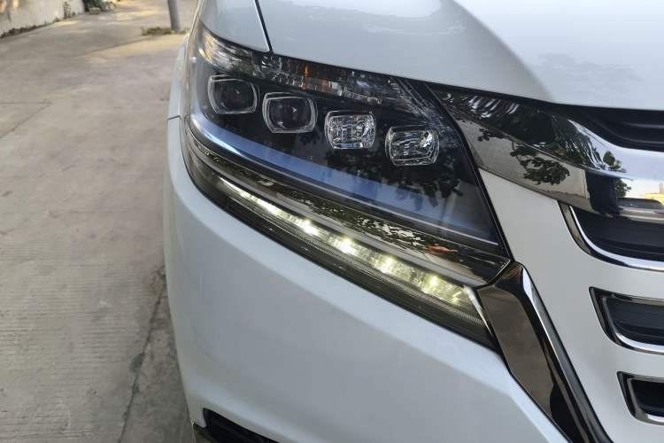 Used Honda Elysion 2019 2.0L Hybrid Luxury Edition Exterior 6