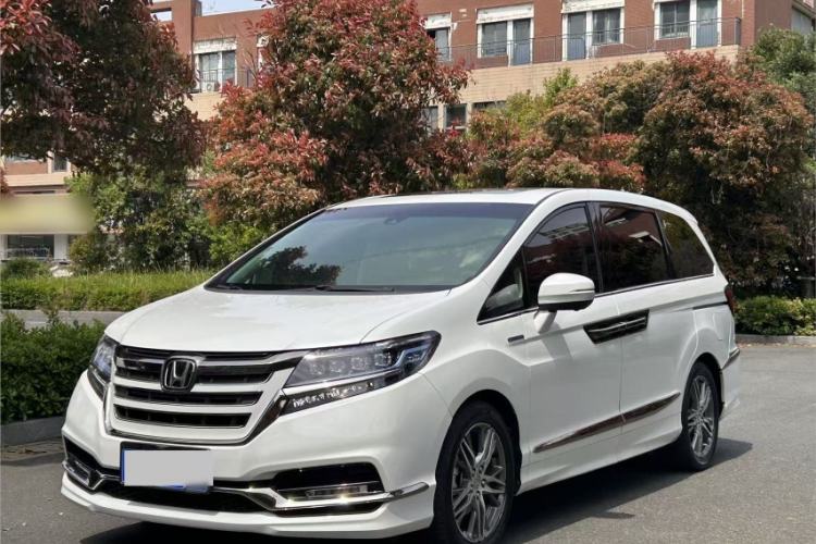 Used Honda Elysion 2019 2.0L Hybrid Luxury Edition Exterior 8