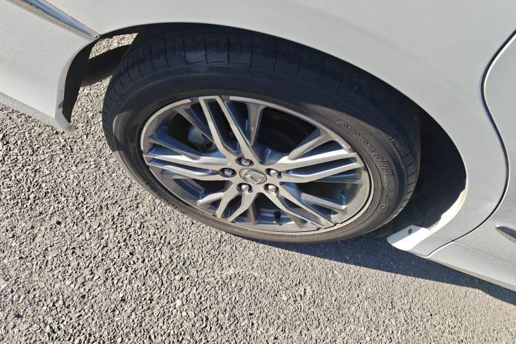 Used Honda Elysion 2019 2.0L Hybrid Supreme Edition Exterior 8