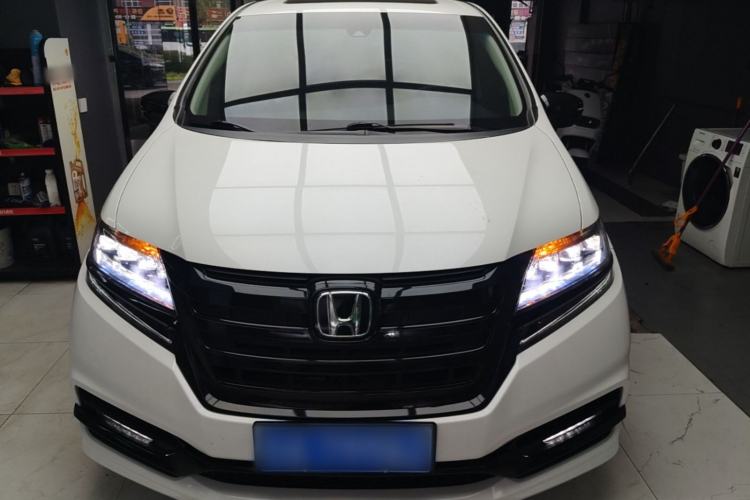 Used Honda Elysion 2019 2.0L Hybrid Supreme Edition Front