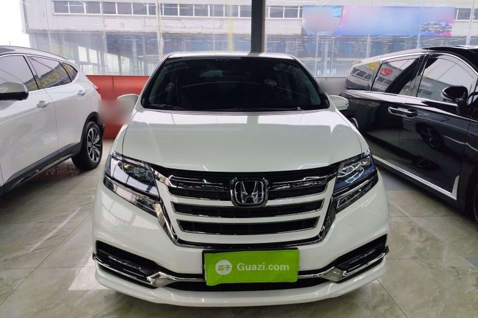 Used Honda Elysion 2019 2.0L Hybrid Luxury Edition Front