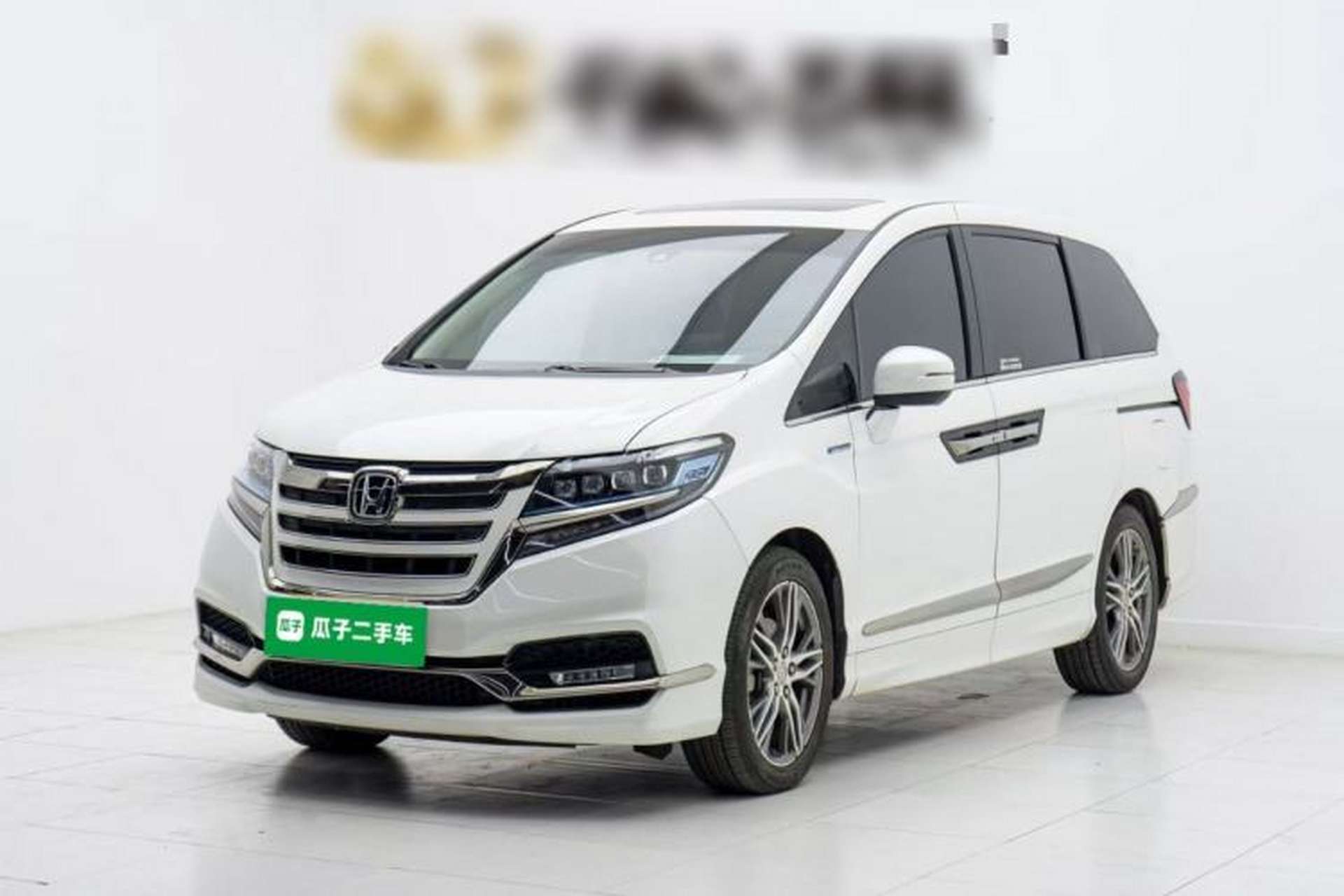 Used Honda Elysion 2019 2.0L Hybrid Luxury Edition Front Left 45 Deg