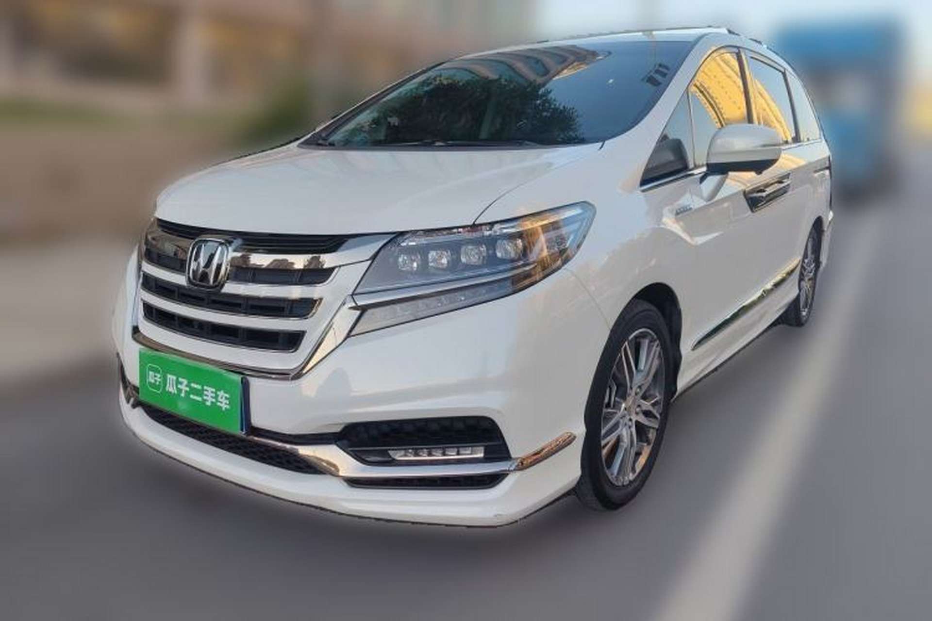 Used Honda Elysion 2019 2.0L Hybrid Luxury Edition Front Left 45 Deg