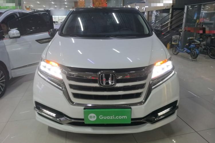 Used Honda Elysion 2019 2.0L Hybrid Luxury Edition Front